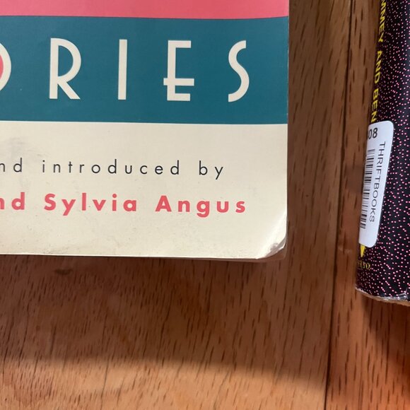 Set of 4 Books - Picture 4 of 4